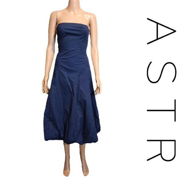 ASTR Lace Up Strapless Bubble Dress Small hole at base of zipper Blue Small - Picture 1 of 11